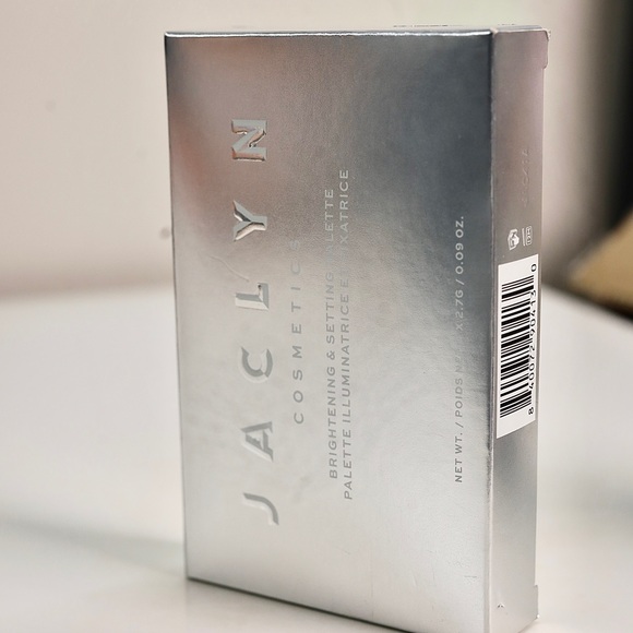 Jaclyn Cosmetics - Face It All Brightening & Setting Palette - Mediym To Tan - Picture 3 of 4